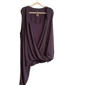 Pennington’s Purple Scoop Neck-Bubble Hem-long Flowy Side Panel. Size 4X